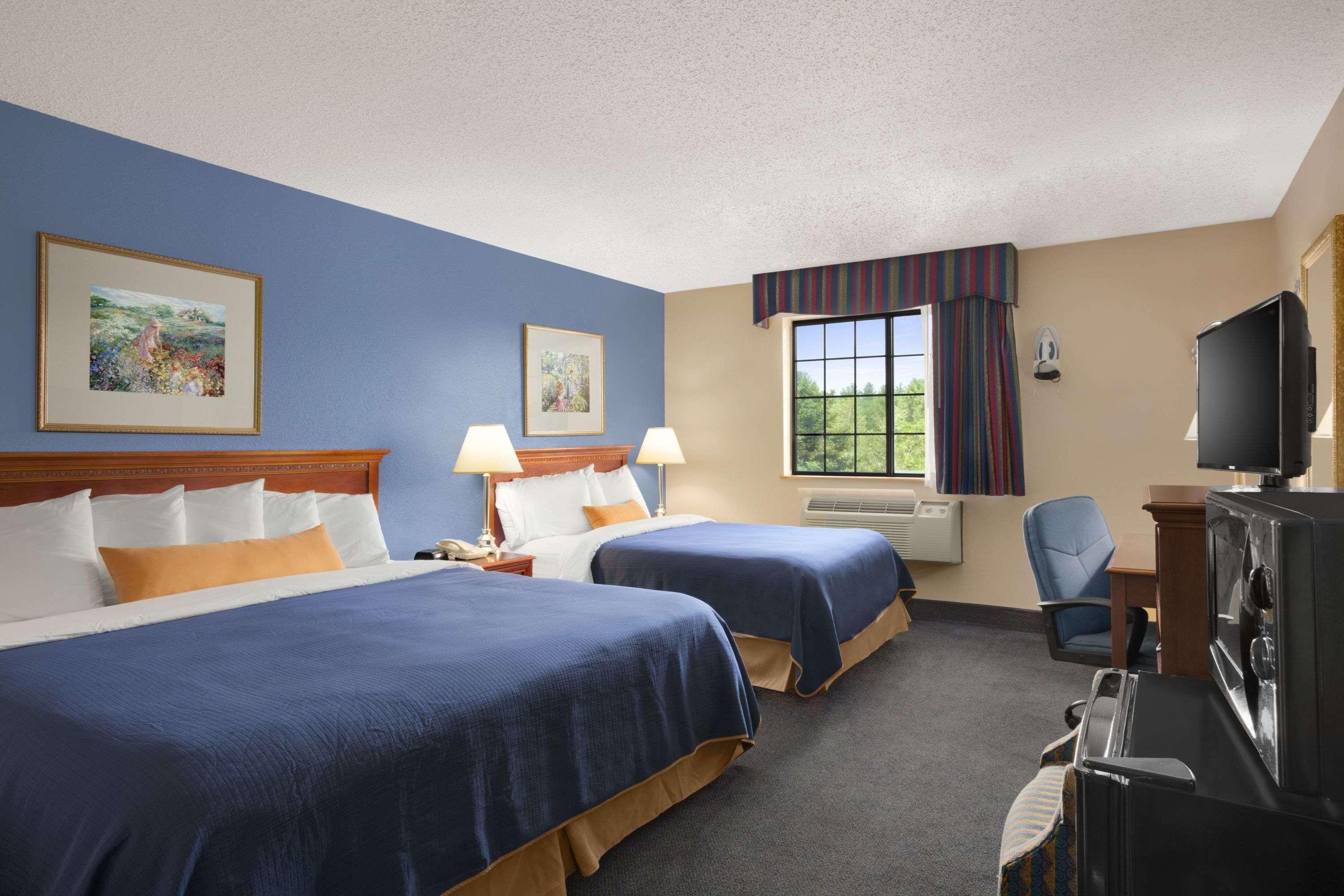 Days Inn By Wyndham Keene Nh Dış mekan fotoğraf