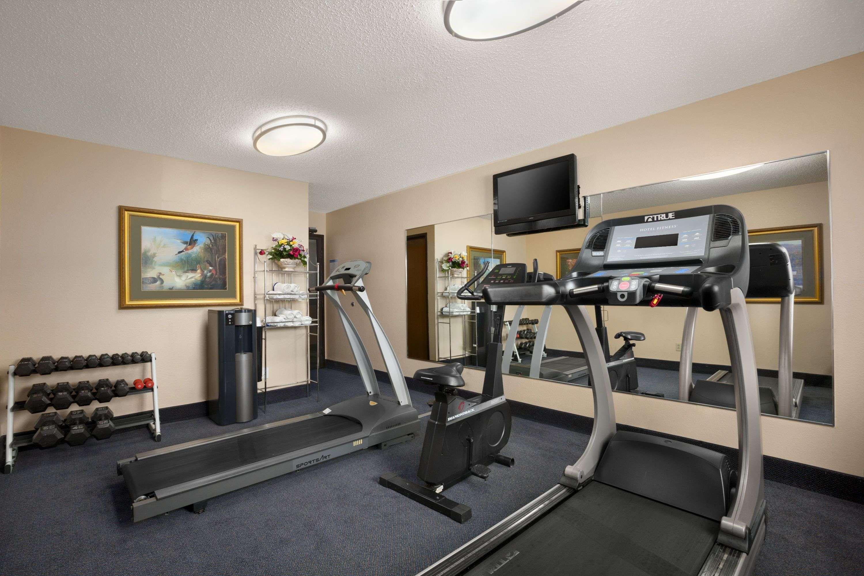 Days Inn By Wyndham Keene Nh Dış mekan fotoğraf